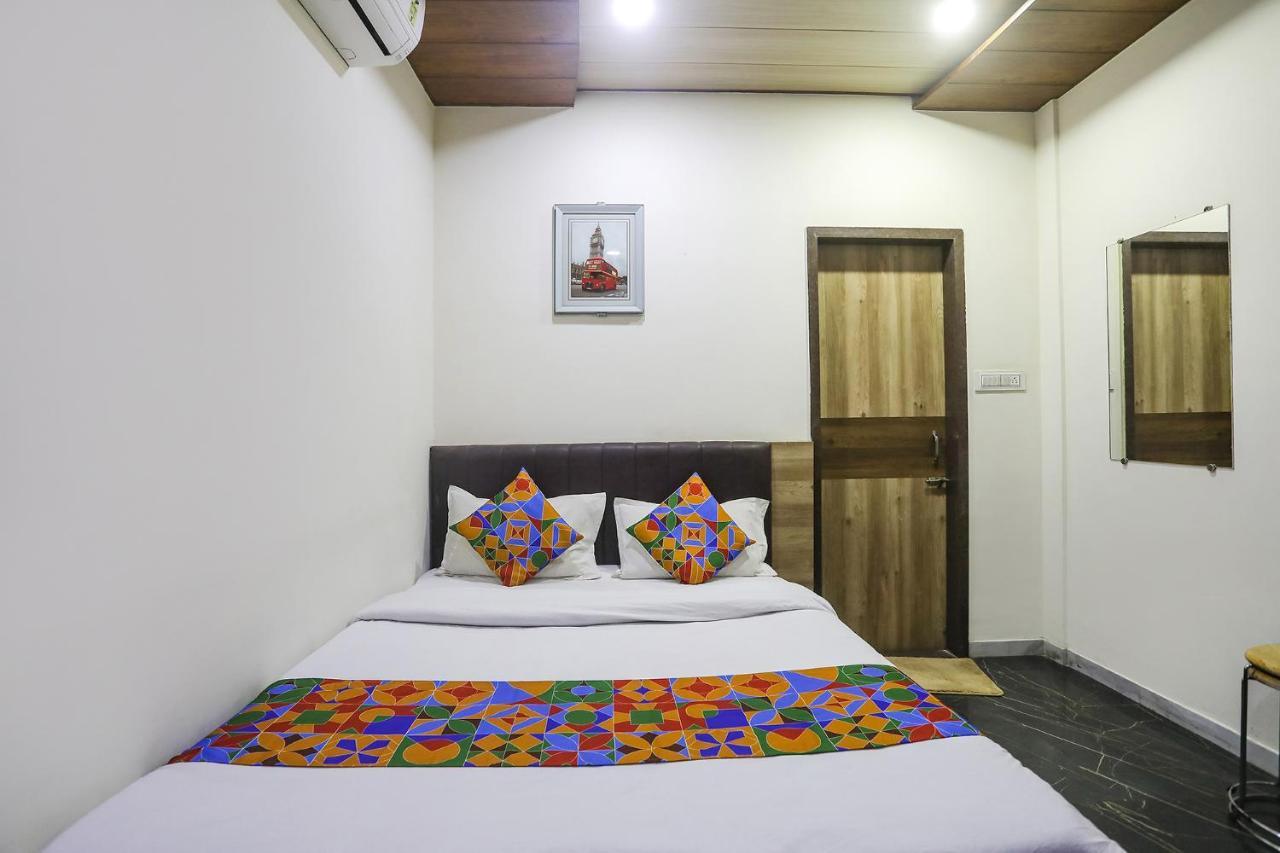 Fabhotel Vedanta Inn - Nr Sitabudli Fort Нагпур Екстериор снимка